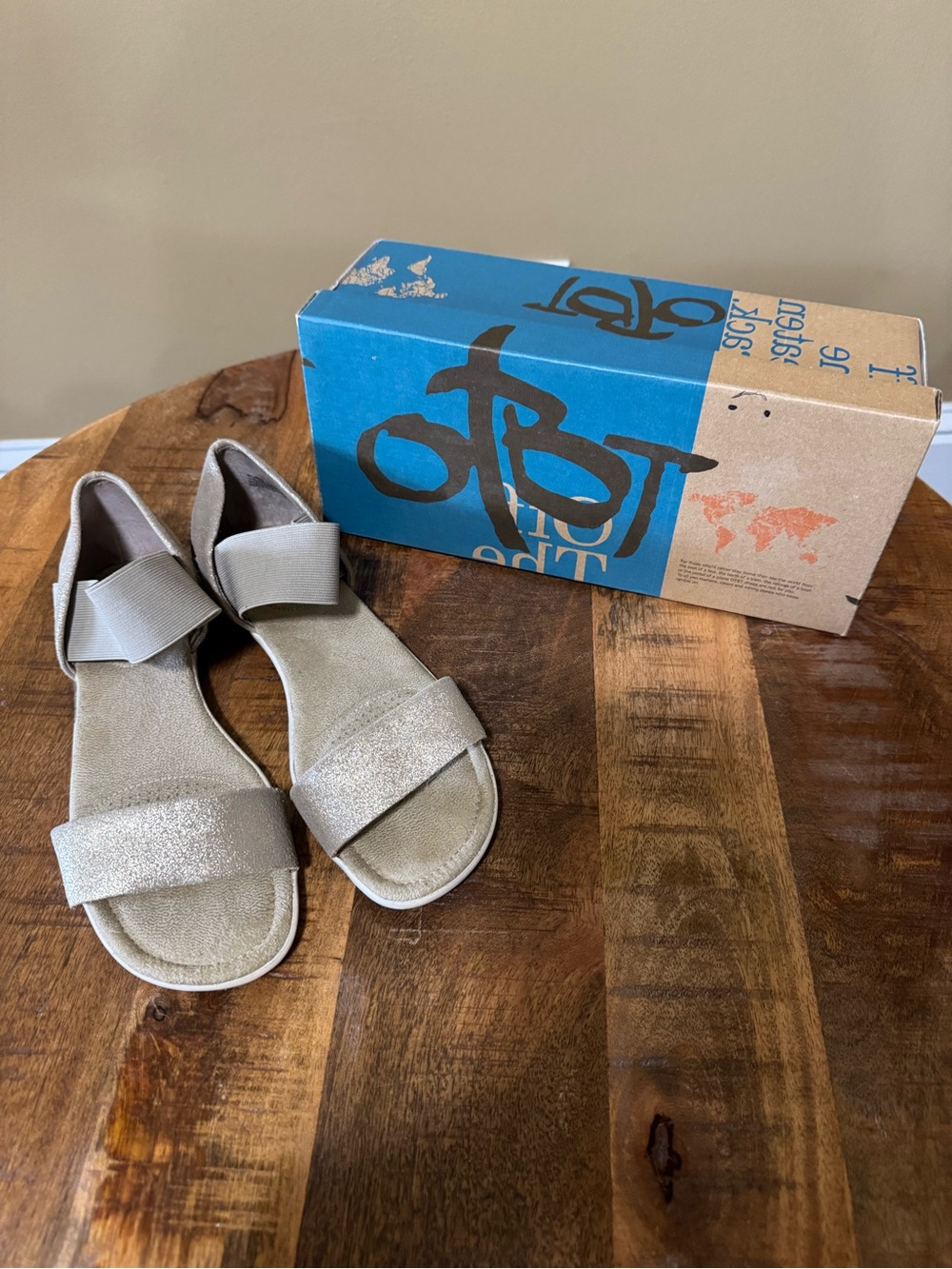 OTBT Metallic Taupe Elastic-Strap Sandals. Size 8.5